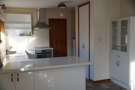 Photo of property in 98 Centaurus Road, Huntsbury, Christchurch, 8022