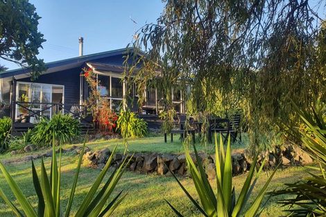 Photo of property in 2 Rowland Road, Turiwiri, Dargaville, 0374