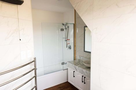 Photo of property in 30 Satara Crescent, Khandallah, Wellington, 6035