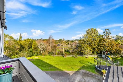 Photo of property in 15a Whangaparaoa Road, Red Beach, 0932