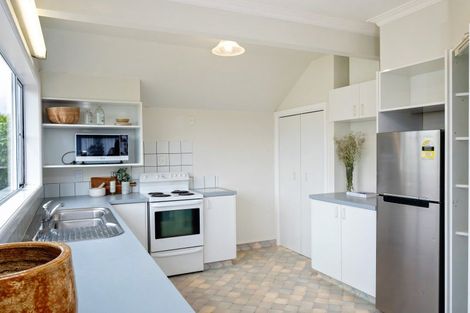 Photo of property in 4 Van Asch Road, Haumoana, 4102