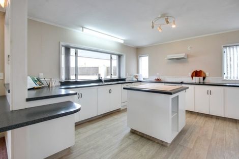 Photo of property in 136 Auckland Road, Greenmeadows, Napier, 4112