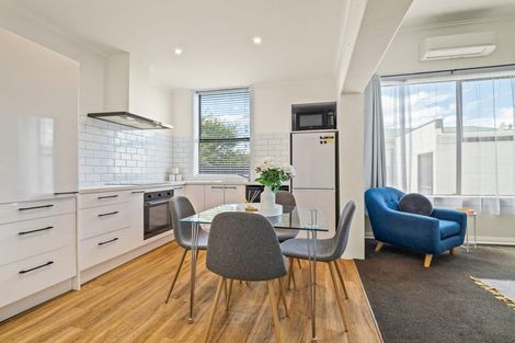 Photo of property in 14 Wynyard Street, South Dunedin, Dunedin, 9012