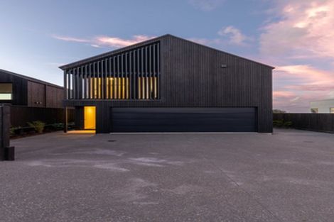 Photo of property in 10a Whiteley Street, Moturoa, New Plymouth, 4310