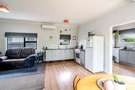 Photo of property in 8 Waverley Street, East Gore, Gore, 9710