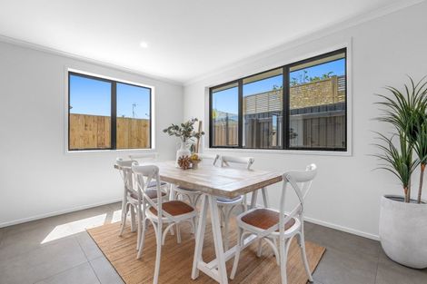 Photo of property in 18a Goods Road, Otumoetai, Tauranga, 3110