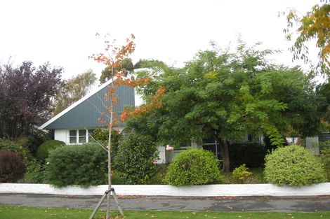 Photo of property in 17 Parkstone Avenue, Ilam, Christchurch, 8041