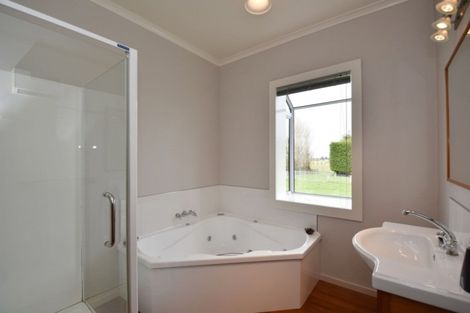 Photo of property in 299 West Plains Road, West Plains, Invercargill, 9874