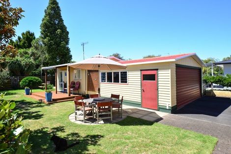 Photo of property in 2 Saint Olpherts Avenue, Hamilton East, Hamilton, 3216