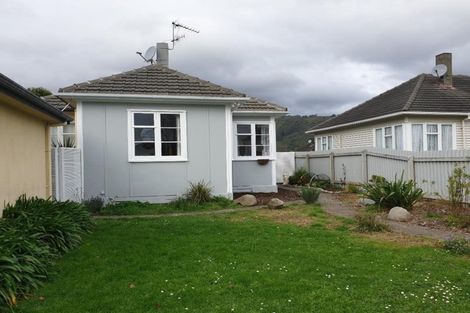 Photo of property in 62 Chapman Crescent, Naenae, Lower Hutt, 5011