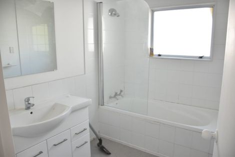 Photo of property in 74a Panorama Road, Mount Wellington, Auckland, 1060
