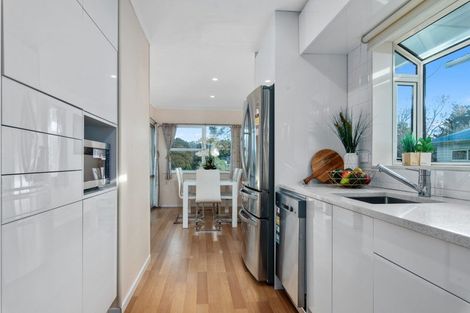 Photo of property in 43 Lynden Avenue, Hillcrest, Auckland, 0627