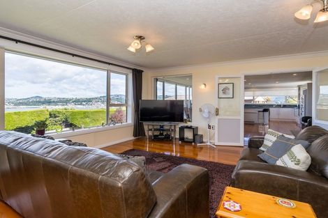 Photo of property in 22 Shandon Road, Vauxhall, Dunedin, 9013