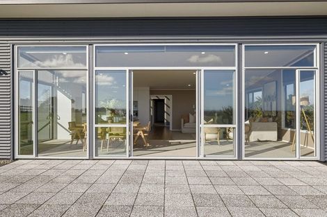 Photo of property in 100 Elsham Road, Lepperton, New Plymouth, 4373