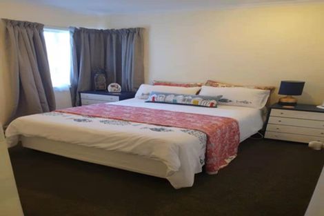 Photo of property in 3 Lantern Court, Henderson, Auckland, 0612