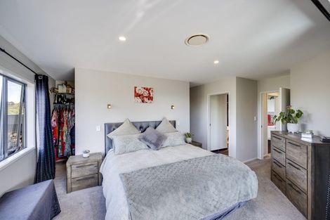 Photo of property in 21 Ridgeway Terrace, Taradale, Napier, 4112