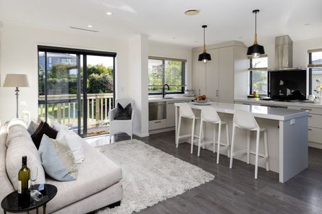 Photo of property in 34 Weatherly Drive, Beachlands, Auckland, 2018