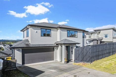 Photo of property in 238 Sturges Road, Henderson, Auckland, 0612