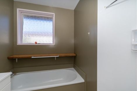 Photo of property in 7 Guernsey Street, Aranui, Christchurch, 8061