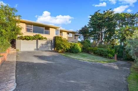 Photo of property in 196 Dyers Pass Road, Cashmere, Christchurch, 8022