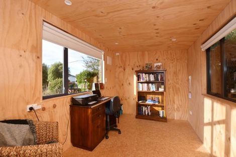 Photo of property in 76 Duncan Street, Hawthorndale, Invercargill, 9810