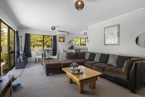 Photo of property in 30a Hartford Avenue, Papamoa Beach, Papamoa, 3118