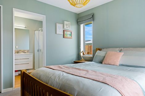 Photo of property in 8 Awarua Road, Pegasus, 7612