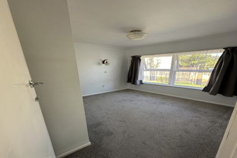 Photo of property in 2/31 Exmouth Road, Northcote, Auckland, 0627