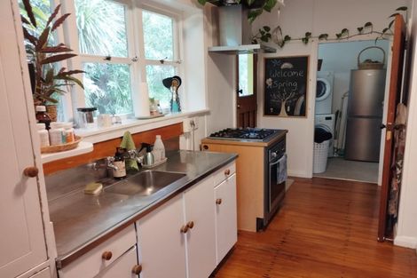 Photo of property in 368 Huia Road, Titirangi, Auckland, 0604