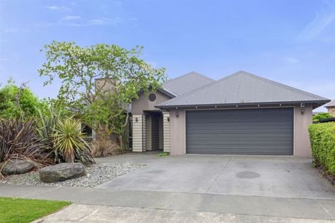 Photo of property in 17 Annaby Drive, Northwood, Christchurch, 8051