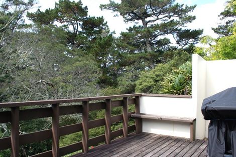 Photo of property in 7 Lowell Place, Massey, Auckland, 0614