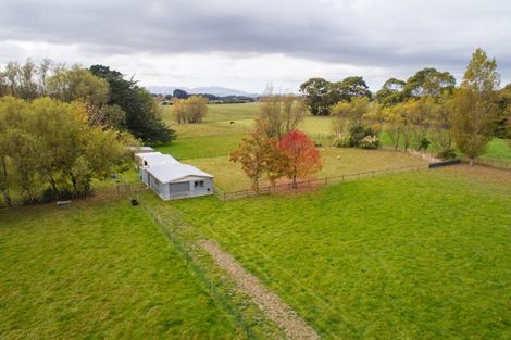 Photo of property in 660b Roberts Line, Kelvin Grove, Palmerston North, 4470