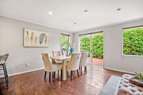 Photo of property in 25 Nimstedt Avenue, Oteha, Auckland, 0632