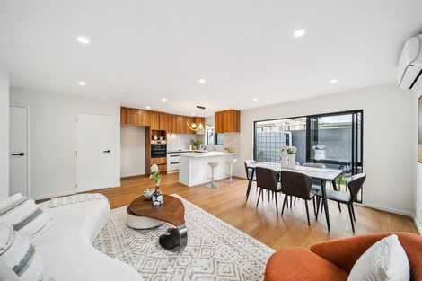 Photo of property in 3/9 Wilson Place, Papakura, 2110