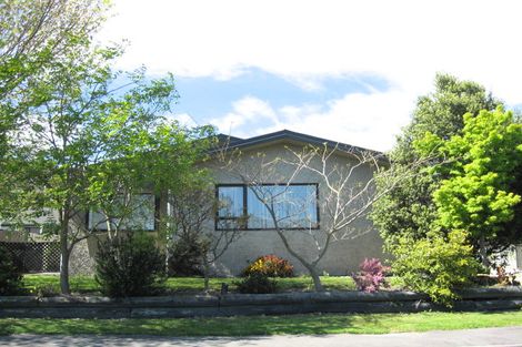 Photo of property in 19 Vining Crescent, Stoke, Nelson, 7011