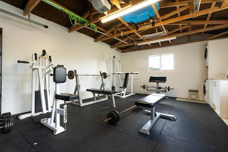 Photo of property in 5 Bernard Street, Avenues, Whangarei, 0110