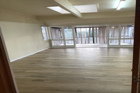 Photo of property in 52 Somerset Road, Mount Roskill, Auckland, 1041