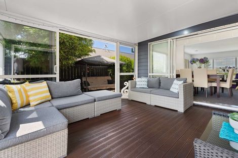 Photo of property in 35 Hamon Place, Pukehangi, Rotorua, 3015