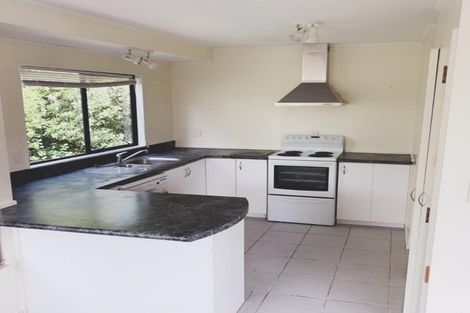 Photo of property in 2/10 Belmont Terrace, Milford, Auckland, 0620