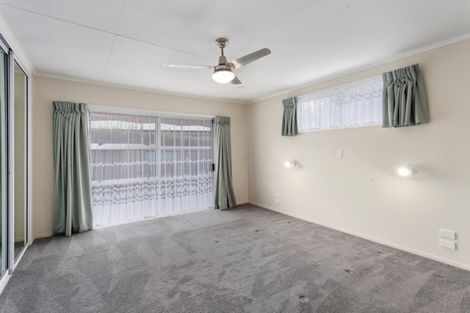 Photo of property in 37 Puriri Crescent, Edgecumbe, 3120