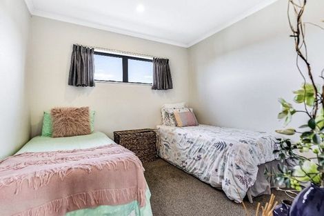 Photo of property in 8 Kaaka Street, Cambridge, 3434