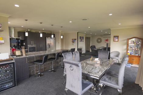 Photo of property in 6 Grandvista Drive, Green Island, Dunedin, 9018