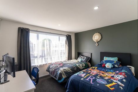 Photo of property in 13 Fairmont Place, Hornby, Christchurch, 8042
