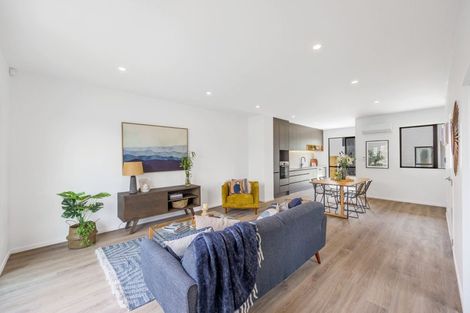 Photo of property in 67 Papatupu Way, Kumeu, 0810