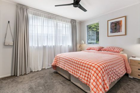 Photo of property in 50 Powrie Street, Glenfield, Auckland, 0629