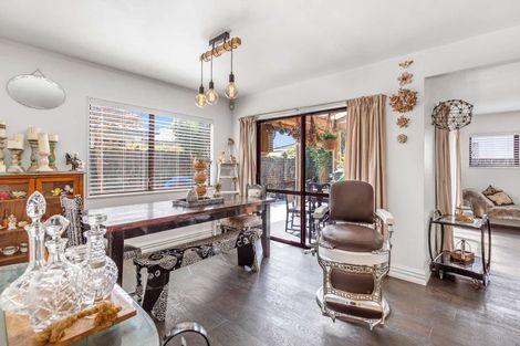 Photo of property in 19 Dahlia Street, Palmerston North, 4410