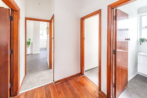 Photo of property in 80 Harper Street, Gonville, Whanganui, 4501