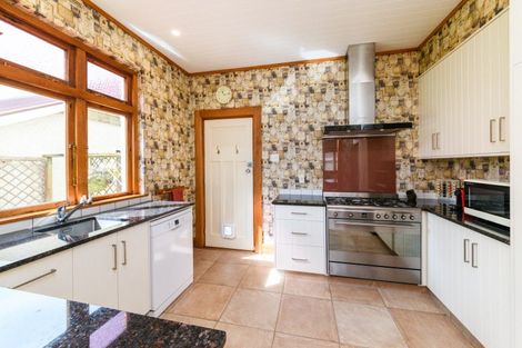 Photo of property in 15 Annandale Avenue, Takaro, Palmerston North, 4410