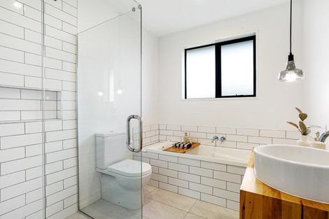 Photo of property in 29 Awa Toru Drive, Fairfield, Dunedin, 9018