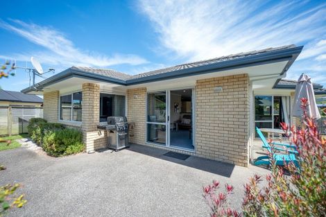 Photo of property in 4 Lakemere Way, Kinloch, Taupo, 3377